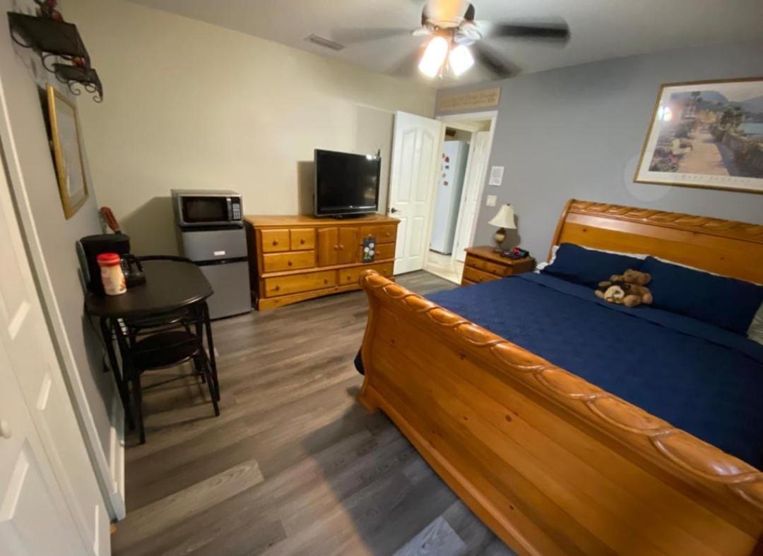 A Treasure Coast Gem- Private Entrance And Private Bathroom Port St. Lucie Экстерьер фото